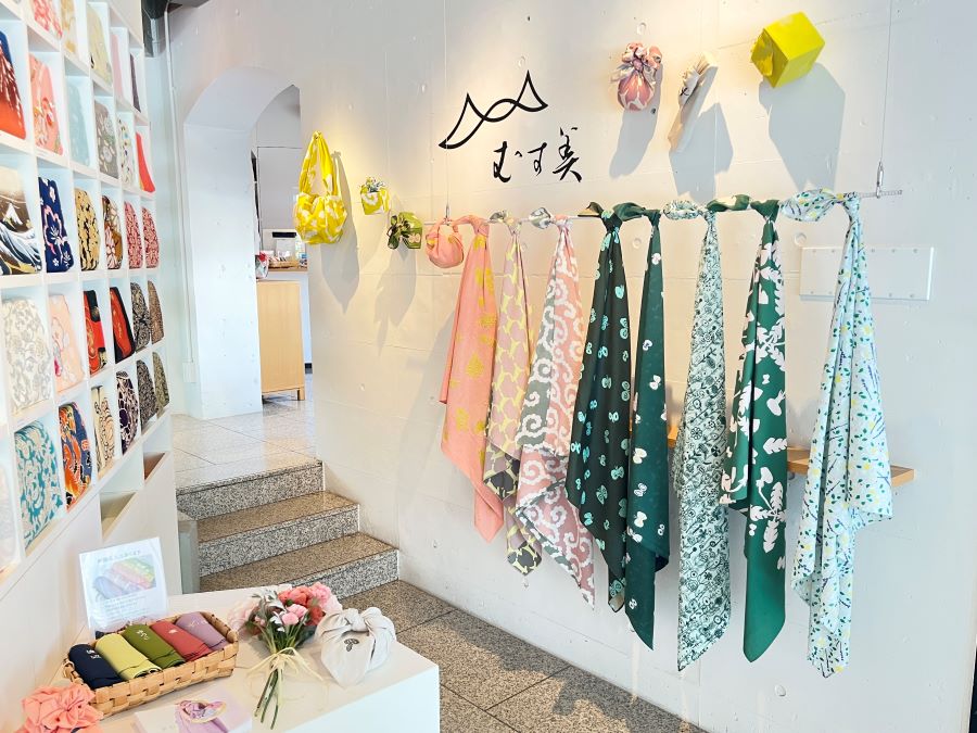 今月のむす美 | 風呂敷(ふろしき)専門店 むす美(R)